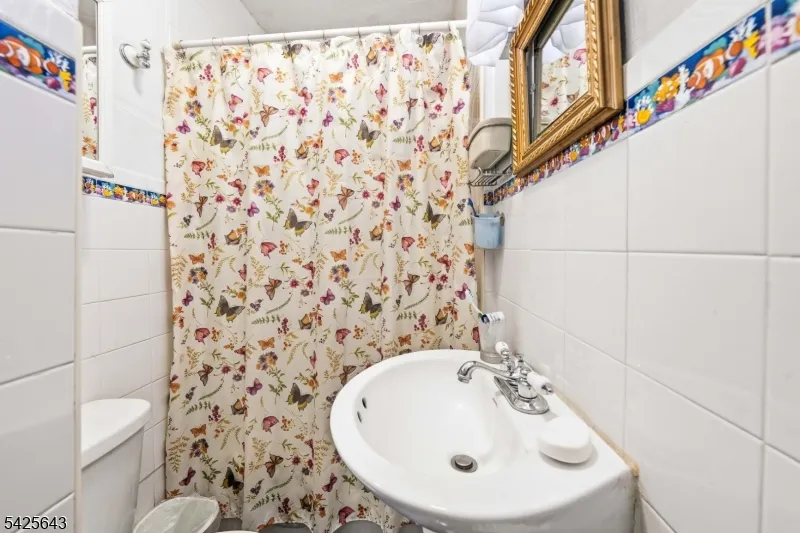 528 Spring St #3 Unit 3 Elizabeth City, NJ 07201