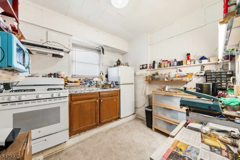 528 Spring St #3 Unit 3 Elizabeth City, NJ 07201