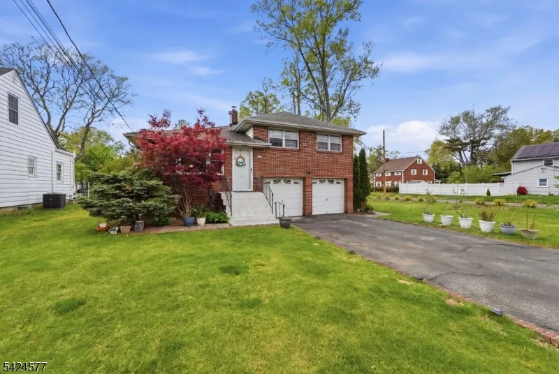 1400 Field Ave South Plainfield, NJ 07080