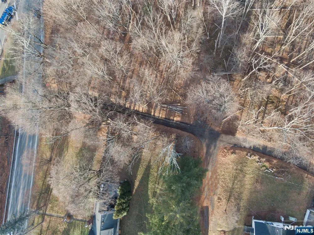 2046 Macopin West Milford, NJ 07480