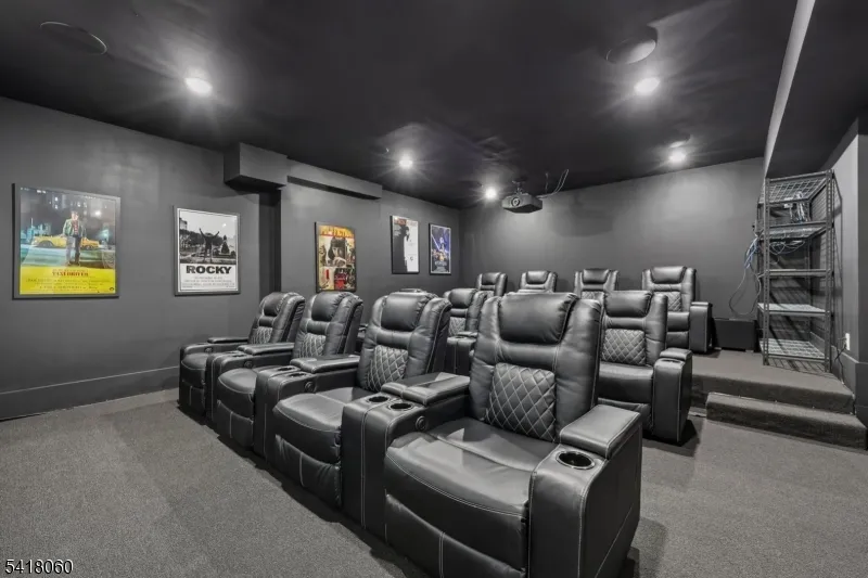 424 E Ridgewood Ave Paramus, NJ 07652