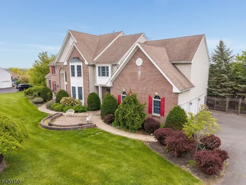 3 Kentview Ct