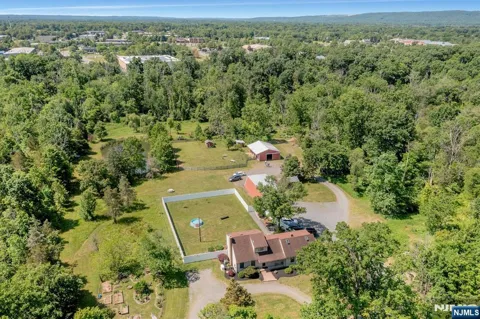 104 Steinmetz Road