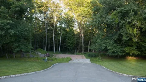 23 Fillmore Drive