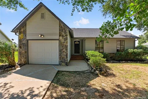 7109 Canary Drive