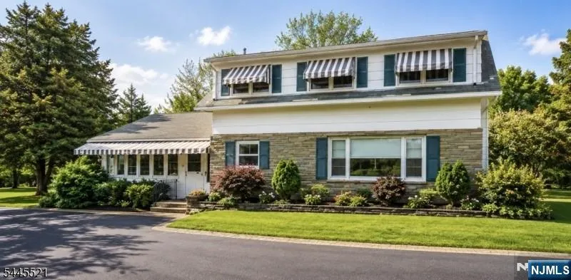 34 Passaic Avenue Fairfield, NJ 07004