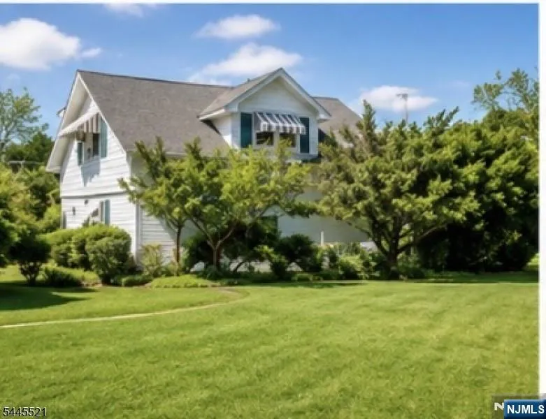 34 Passaic Avenue Fairfield, NJ 07004