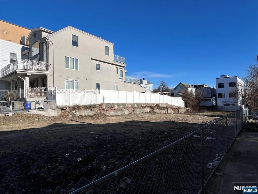 6308 Jackson Street West New York, NJ 07093