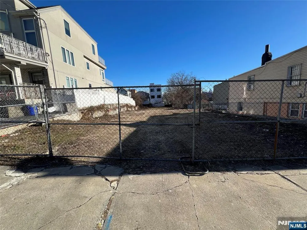 6308 Jackson Street West New York, NJ 07093