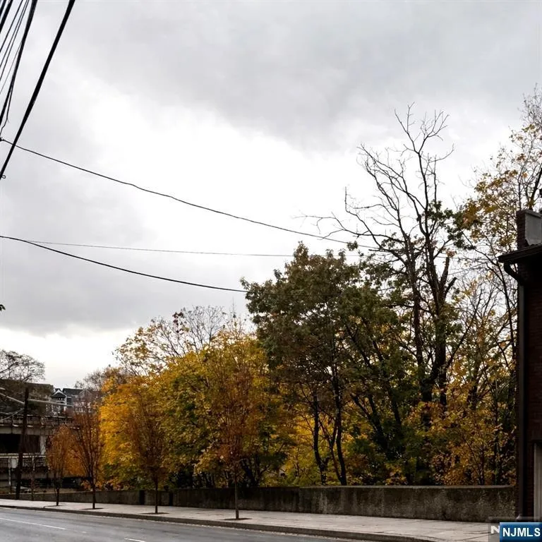 616 Gregory Avenue Weehawken, NJ 07086