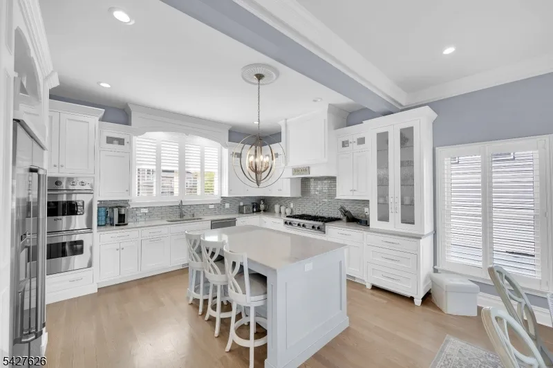 6 Capstan Rd Ocean, NJ 08758