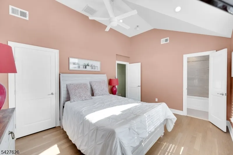 6 Capstan Rd Ocean, NJ 08758