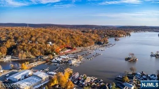 148 State Route 181 Jefferson Township, NJ 07849