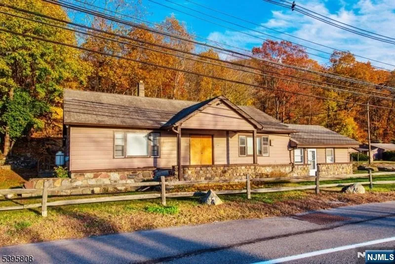 148 State Route 181 Jefferson Township, NJ 07849