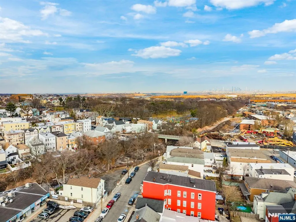 416 Scott Mobus Place Harrison, NJ 07029