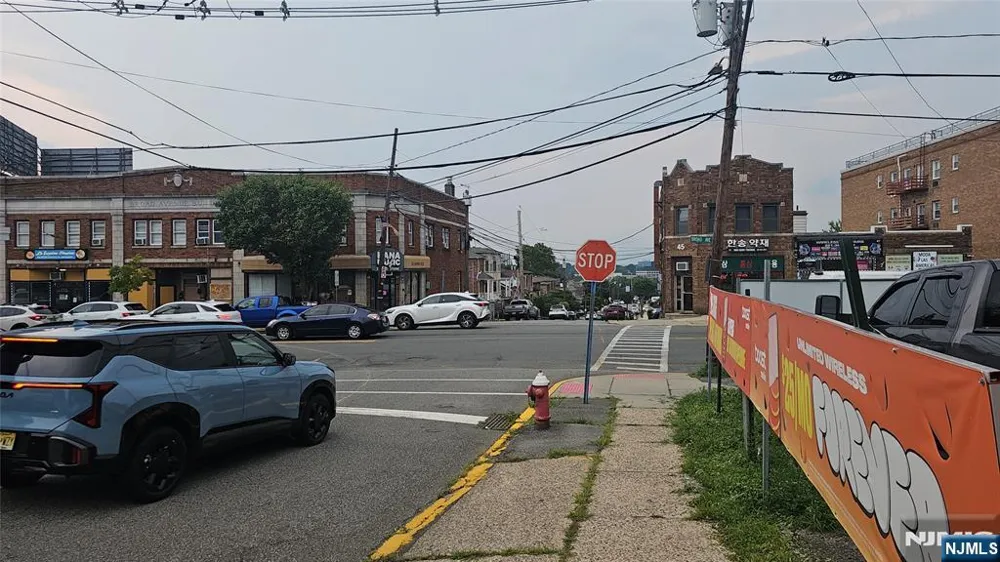 50 Broad Avenue Palisades Park, NJ 07650