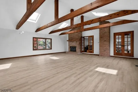 1 Mountain View Ct