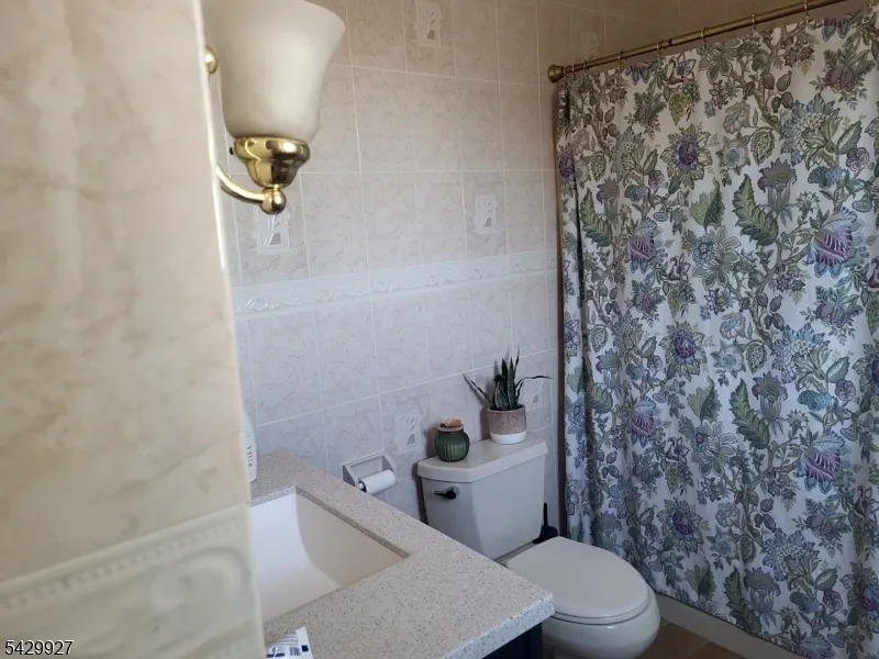 377 5Th Ave #1 Unit 1 Paterson City, NJ 07514