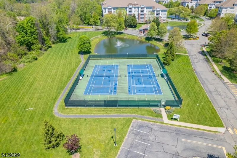 10402 Warrens Way #402 Unit 402 Wanaque, NJ 07465