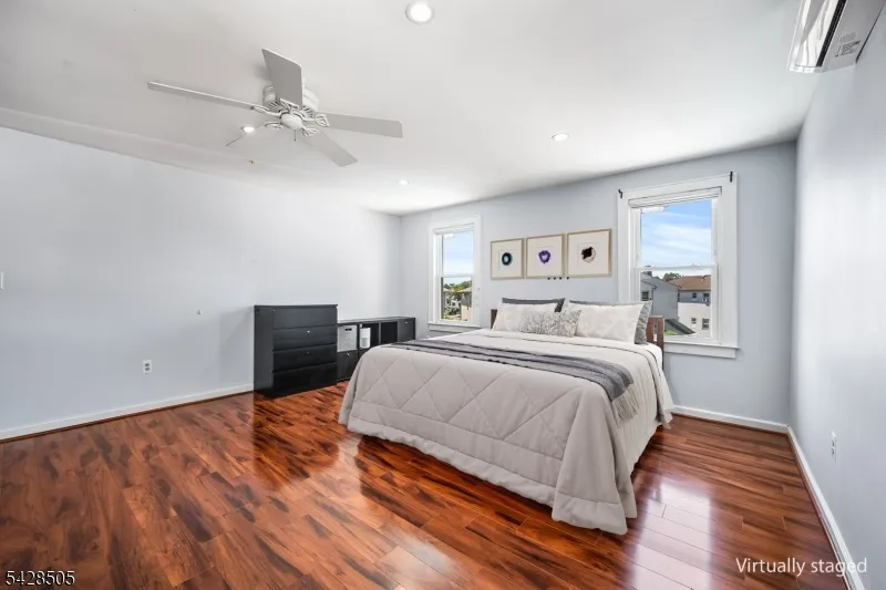 333 Amon Ter Linden City, NJ 07036
