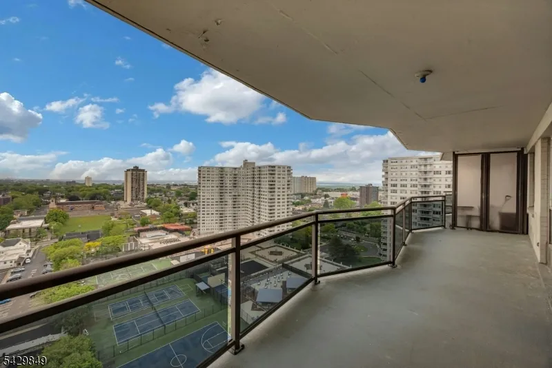 2077 Center Ave #20C Unit 20C Fort Lee, NJ 07024
