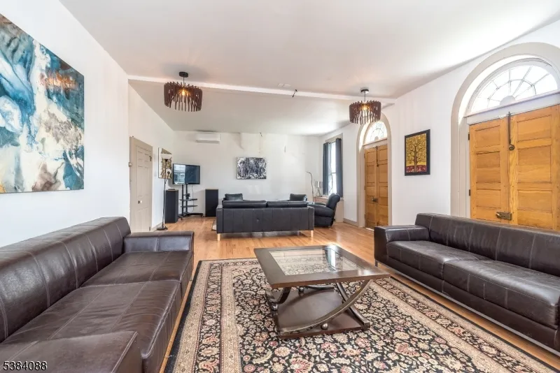 157 Route519 Pohatcong, NJ 08865