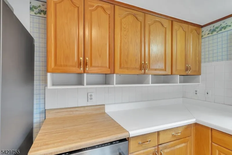 47 Furnace Ave Wanaque, NJ 07465