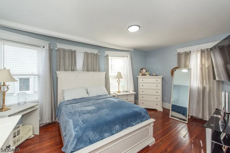 191 Smith St Newark City, NJ 07106