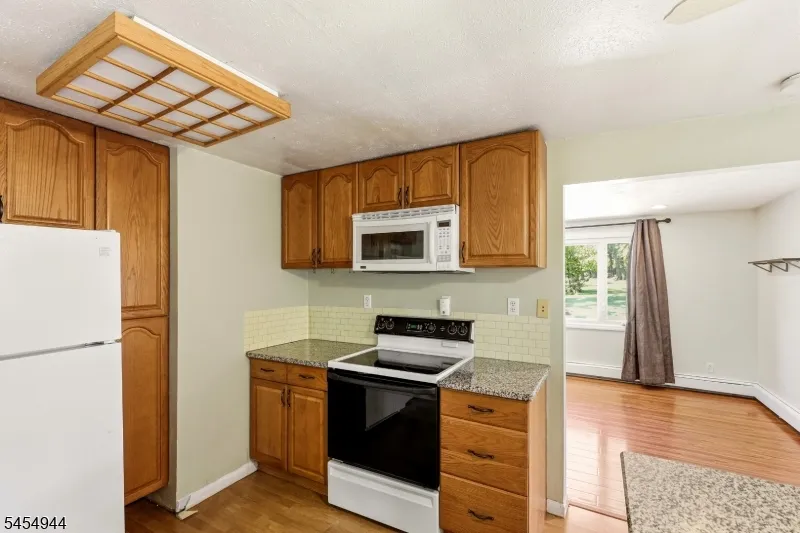 51 Memory Ln Denville, NJ 07834
