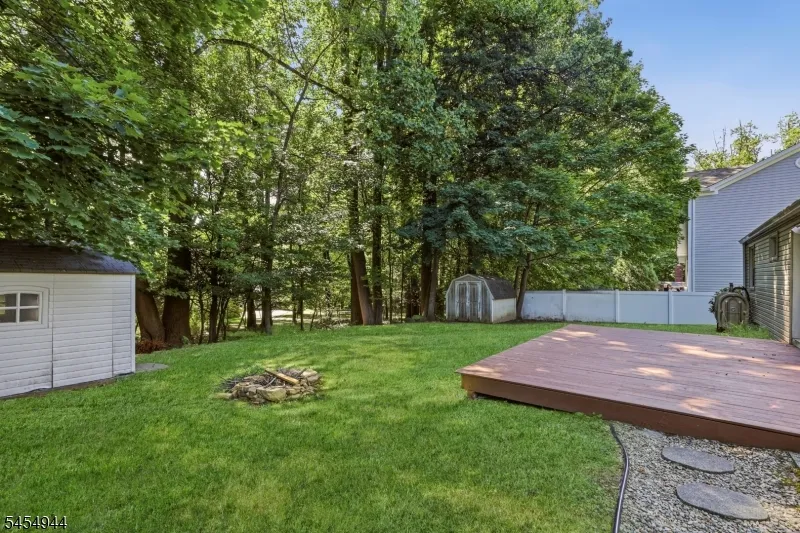 51 Memory Ln Denville, NJ 07834