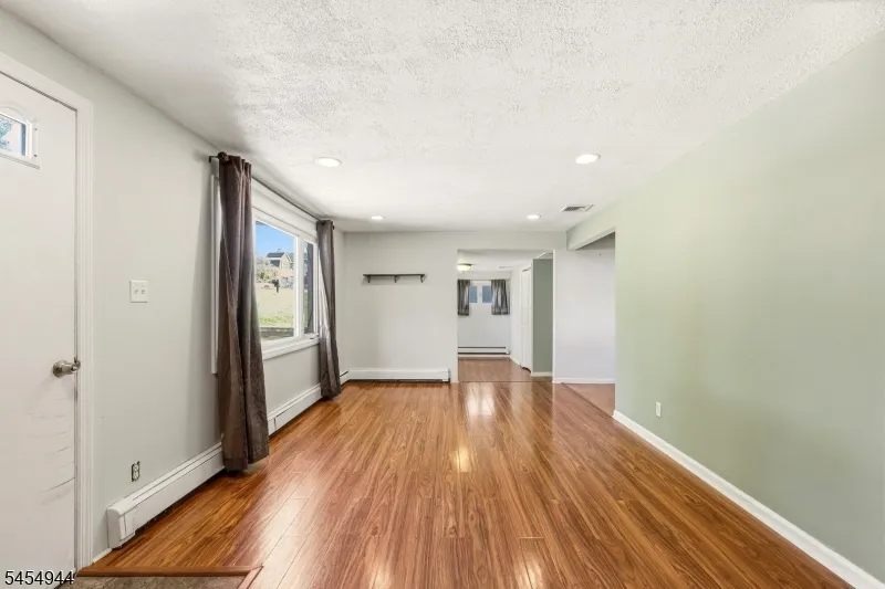 51 Memory Ln Denville, NJ 07834