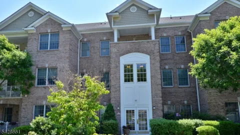 15 Zachary Way #9615 Unit 9615