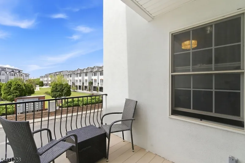 7 Harbor Front Ct. Unit C7 #C7 Unit C7 Elizabeth City, NJ 07206