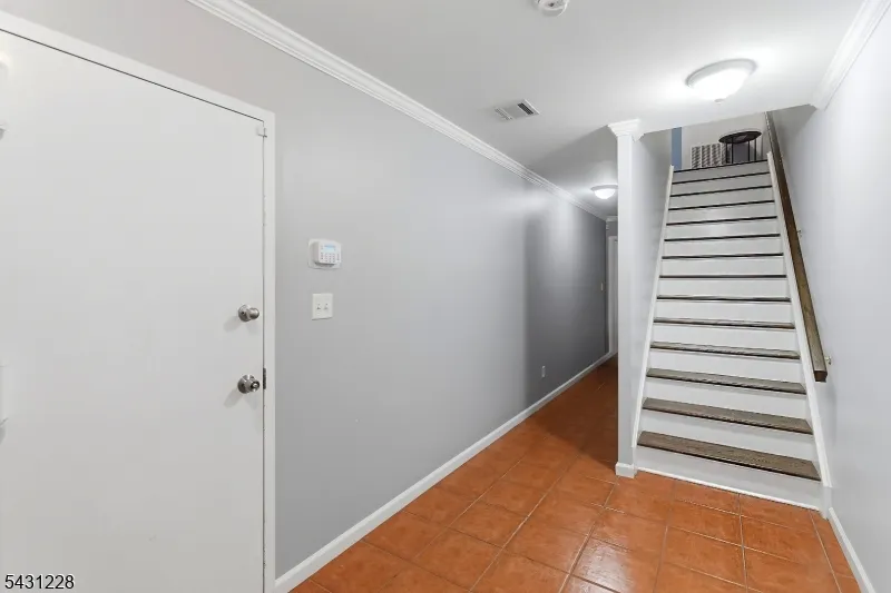 7 Harbor Front Ct. Unit C7 #C7 Unit C7 Elizabeth City, NJ 07206