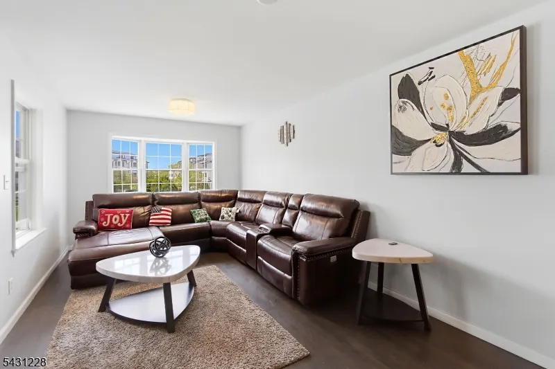 7 Harbor Front Ct. Unit C7 #C7 Unit C7 Elizabeth City, NJ 07206