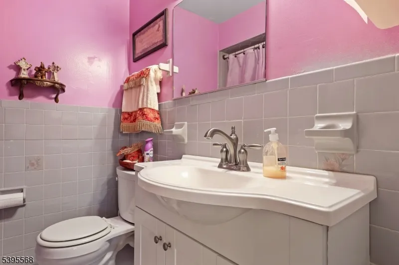32 Ruby St Springfield, NJ 07081