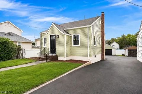 11 Dunkerly St