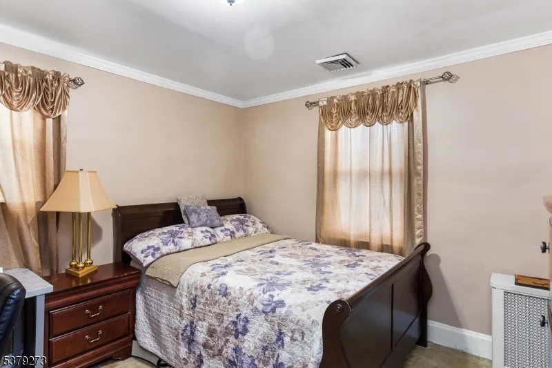 1648 Dill Ave Linden City, NJ 07036