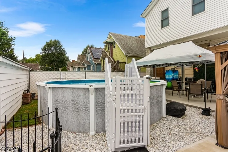 1648 Dill Ave Linden City, NJ 07036