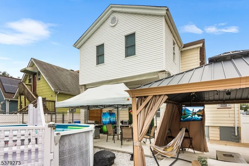 1648 Dill Ave Linden City, NJ 07036