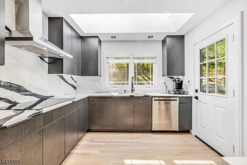 207 Degray St North Haledon, NJ 07508