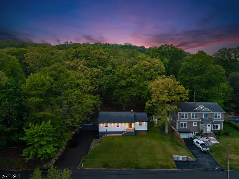 207 Degray St North Haledon, NJ 07508