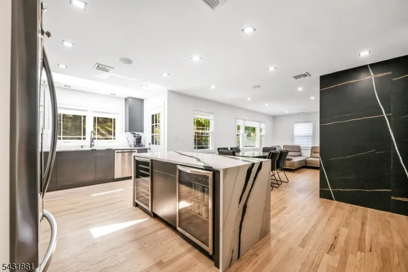 207 Degray St North Haledon, NJ 07508
