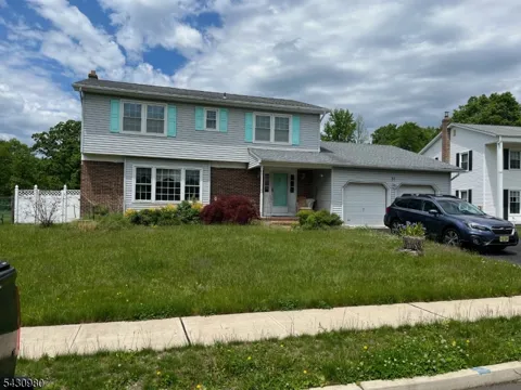 31 Junction Pond Ln