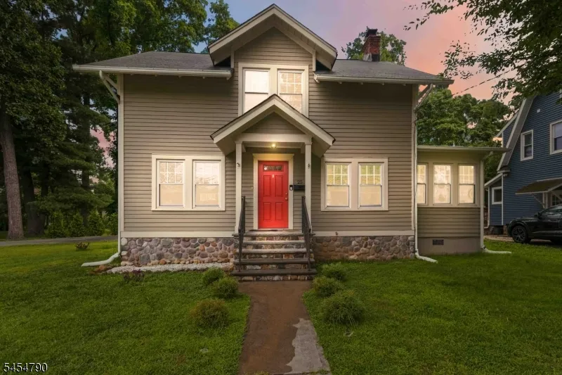 25 Rosedale Ave Morris Plains, NJ 07950