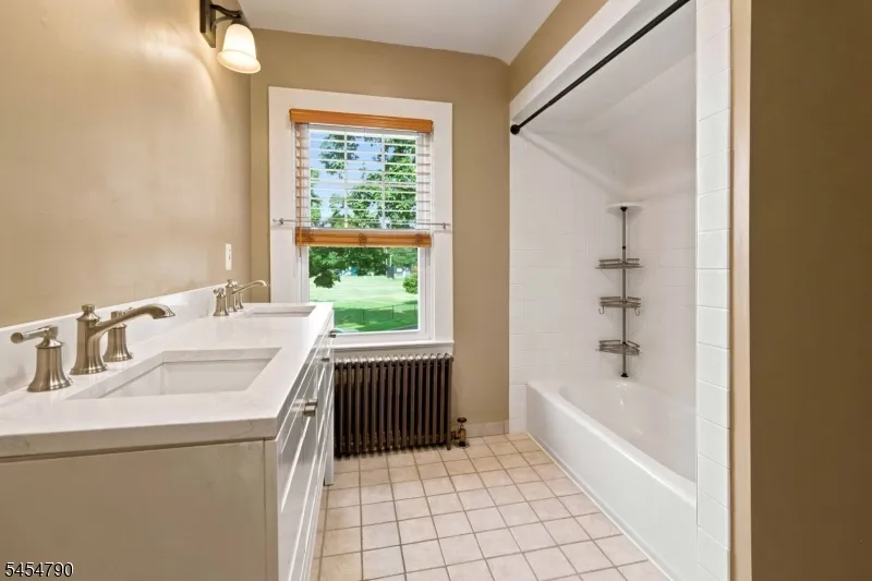 25 Rosedale Ave Morris Plains, NJ 07950