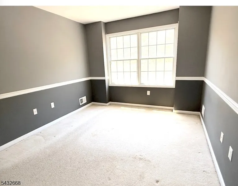 5 Magnolia Ln Cedar Grove, NJ 07009