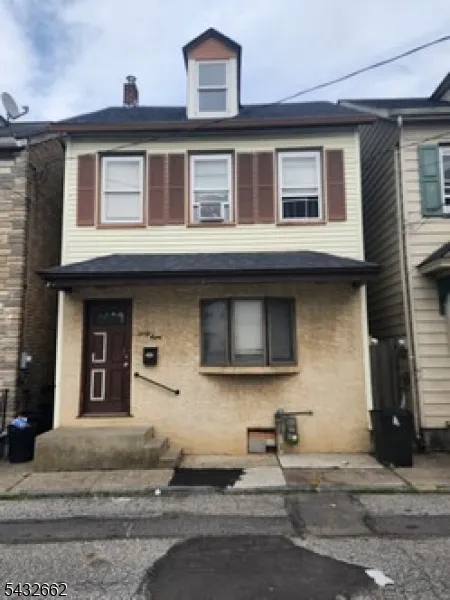 38 Fox St Phillipsburg Town, NJ 08865