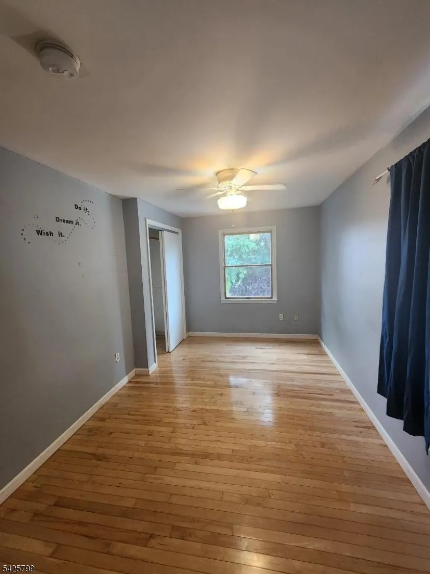 706 Keep St Linden City, NJ 07036