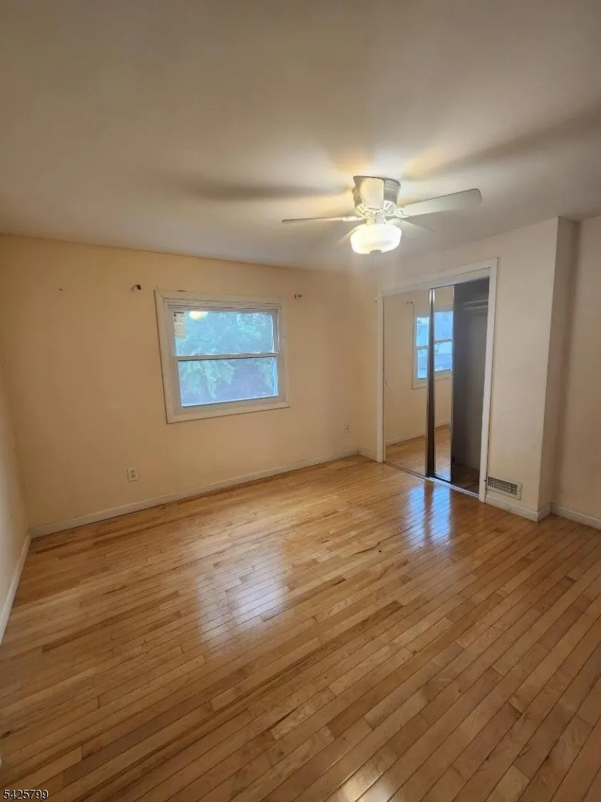 706 Keep St Linden City, NJ 07036